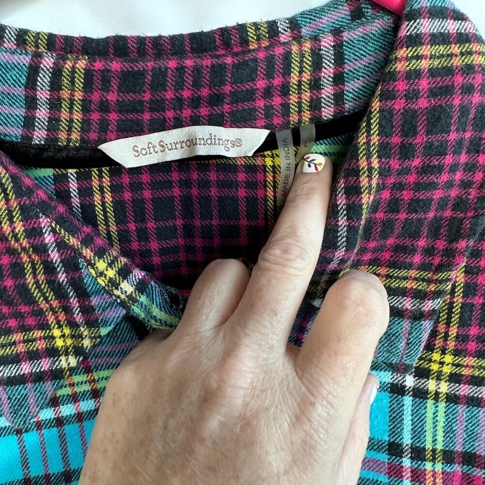 Soft Surroundings Highlands Plaid Black Velvet Trim Flannel Shirt Size Large - Picture 6 of 10